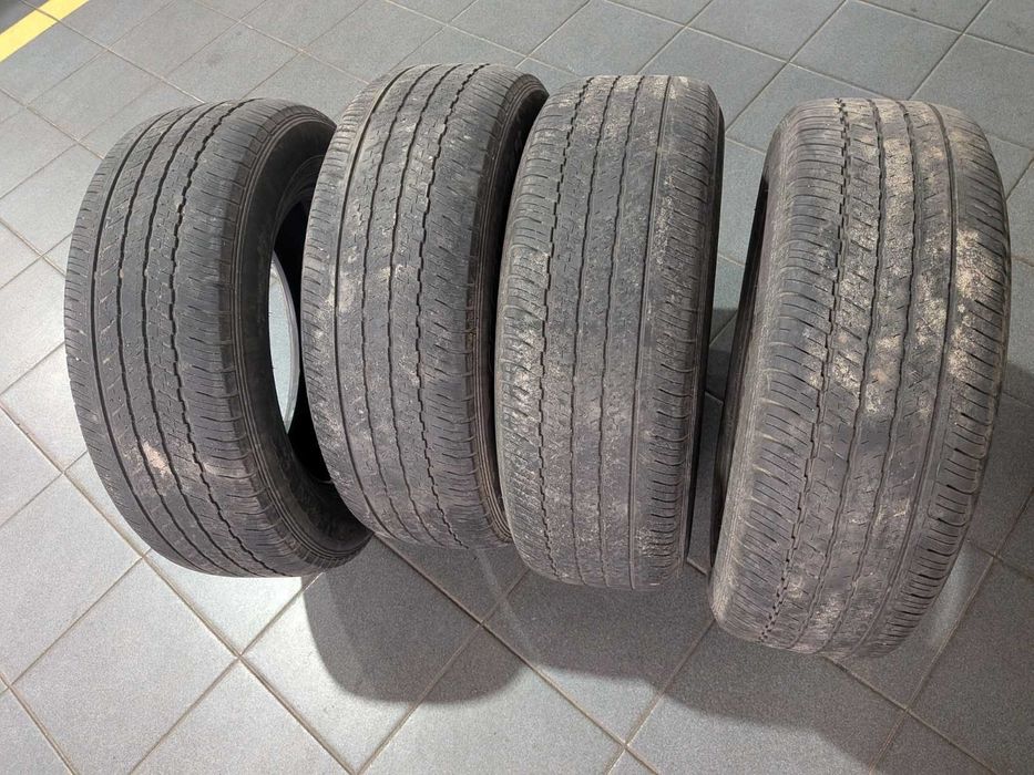 225/65R17 Dunlop Grandtrek -4шт