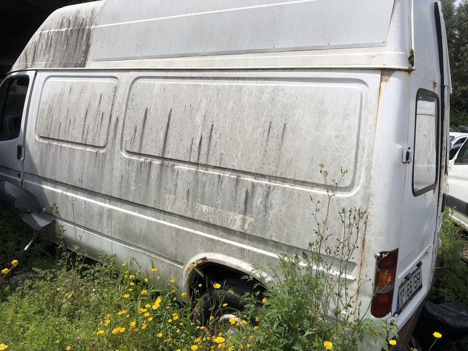 Ford transit bico de pato