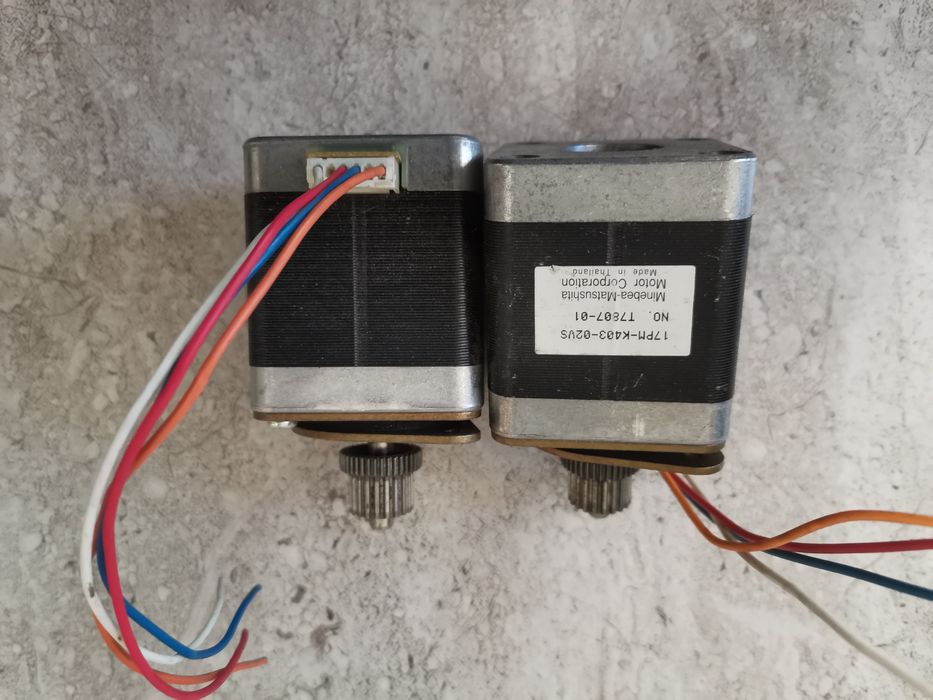 Шаговый двигатель 17PM-K403-02VS