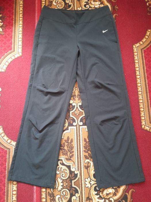 Літні жіночі штани і спортивні.