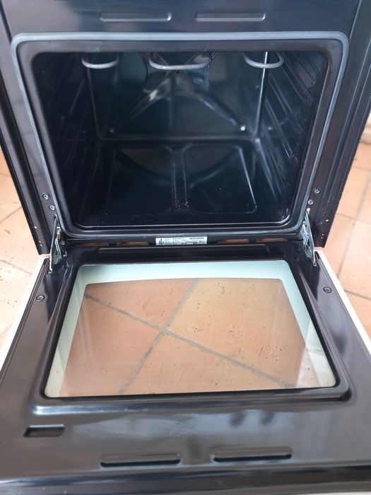 Forno eléctrico Teka