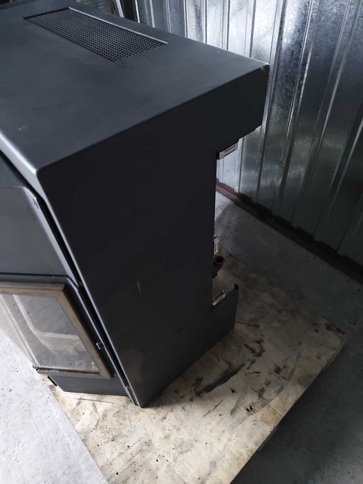 Piec kominek z płaszczem wodnym 45kW używany