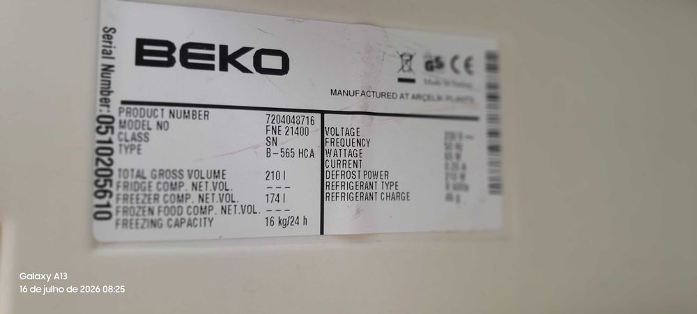 Congelador vertical Beko