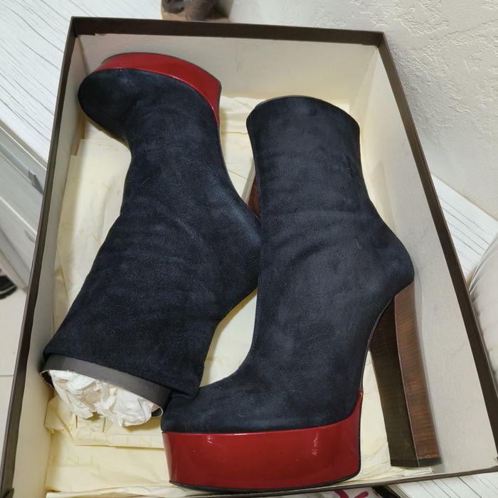 Ботиночки кожанные р.39