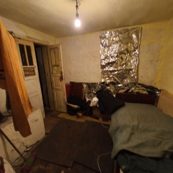 Малиновский рынок участок угловой 1сотка +строение