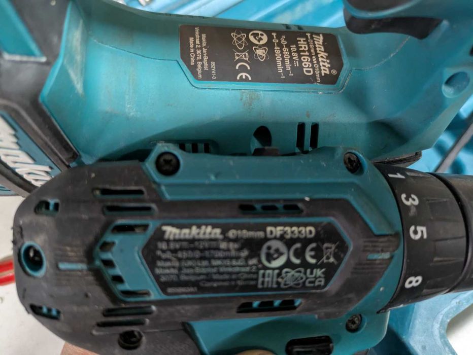 Makita Martelo + Aparafusadora + Acessórios