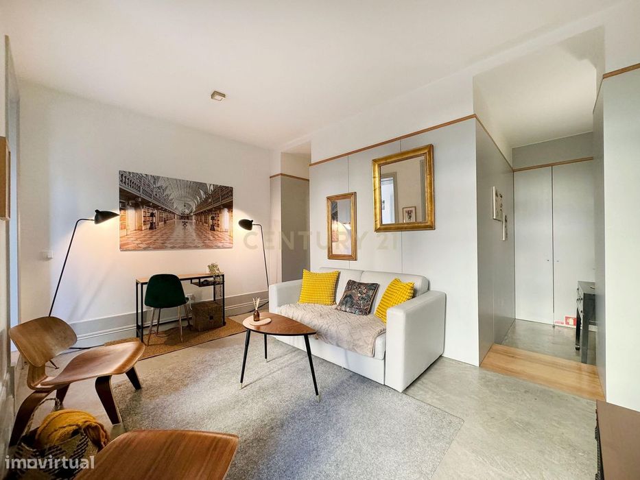 Apartamento T1 no Coração do Porto - Cedofeita para Arrendar