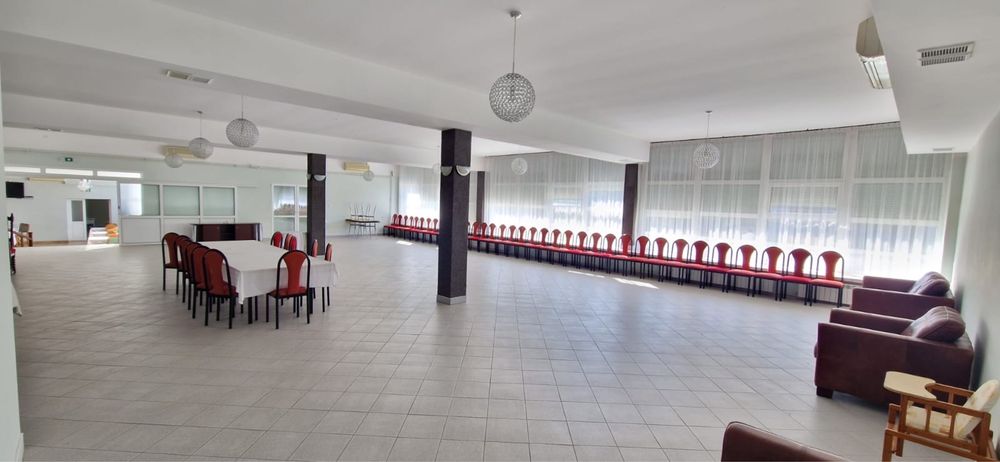 Wynajem lokalu usługowo-handlowego centrum Janikowa 600 m2