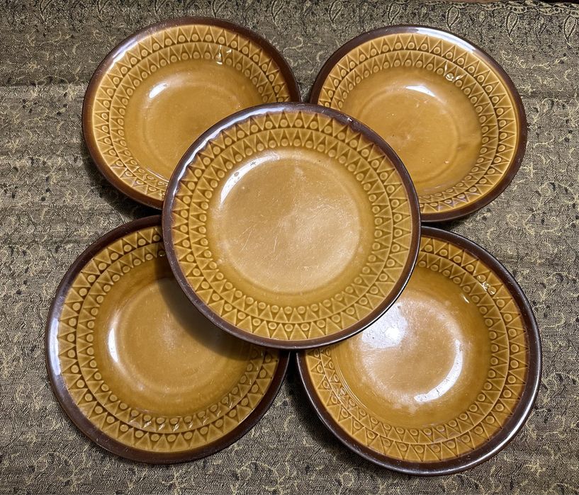 Chdziezż 4 głębokie talerze i 1 płaski obiadowe