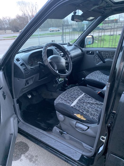 Nissan Terrano ll 2000