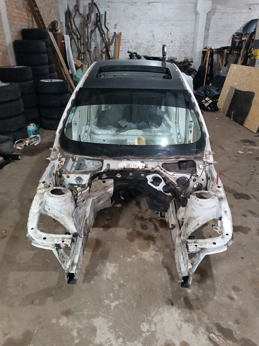 Кузов bmw f30 чверть передня bmw f30 криша бмв ф30 чверть bmw f30