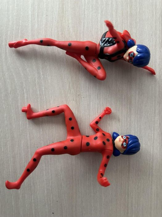 conjunto bratz musica roupinhas acessorios Miraculous Ladybug bonecas