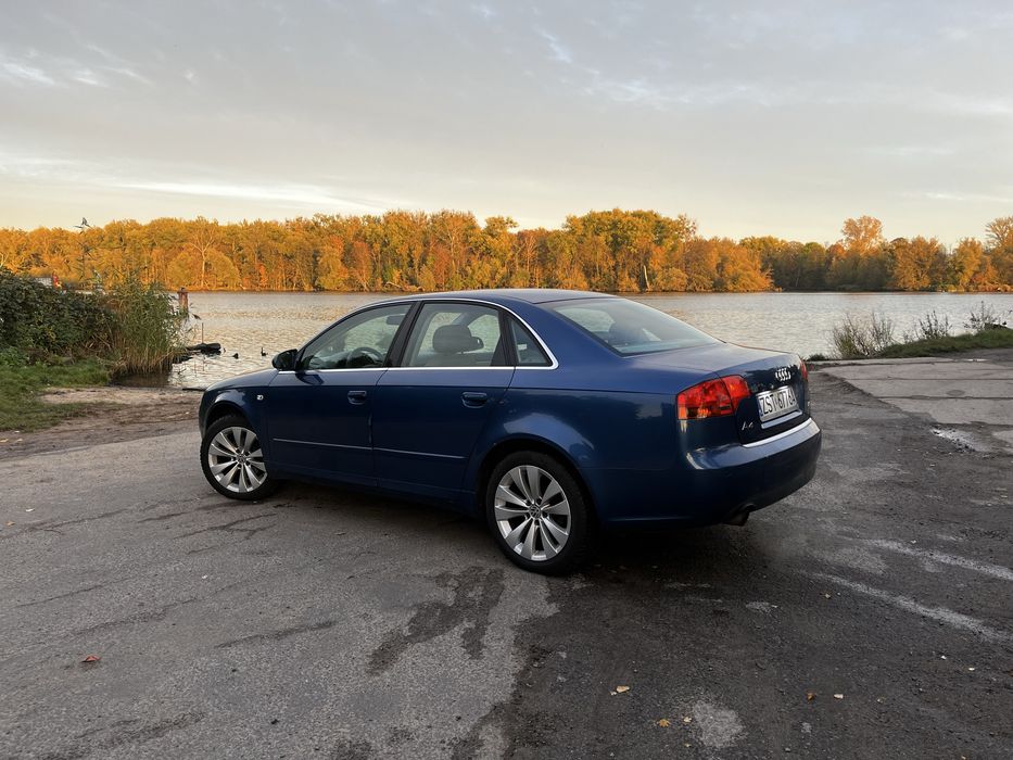 Audi  a4 2.0 benzyna  2007 rok