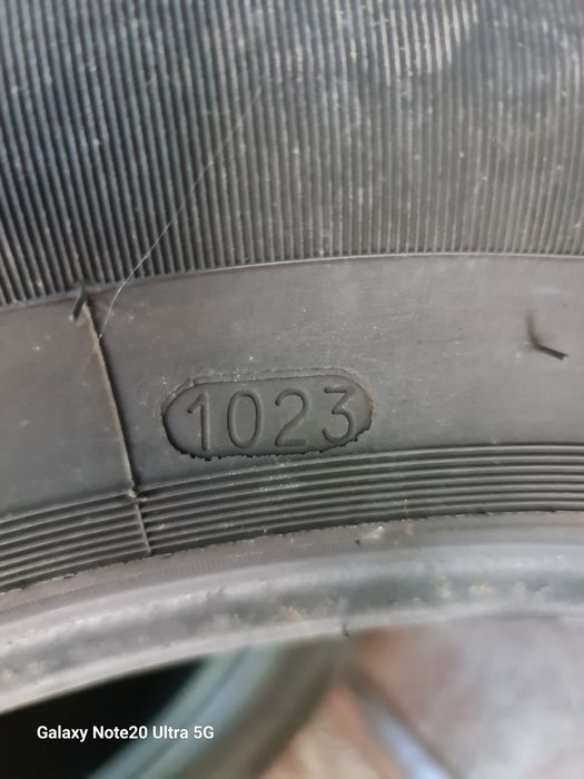 Майже нова TARGUM 235/60/18