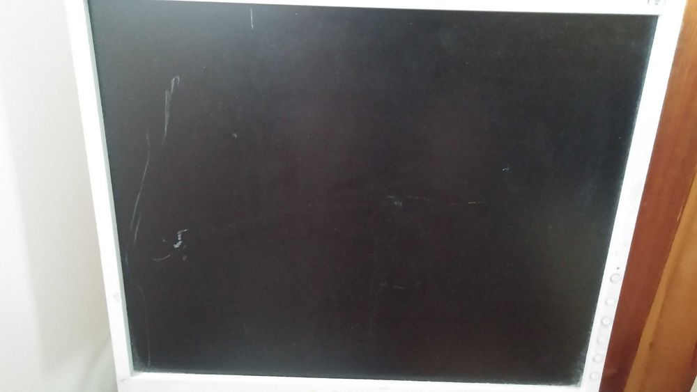 Monitor SONY 17 cali LCD GRATIS  kabel zasilający Wysyłka