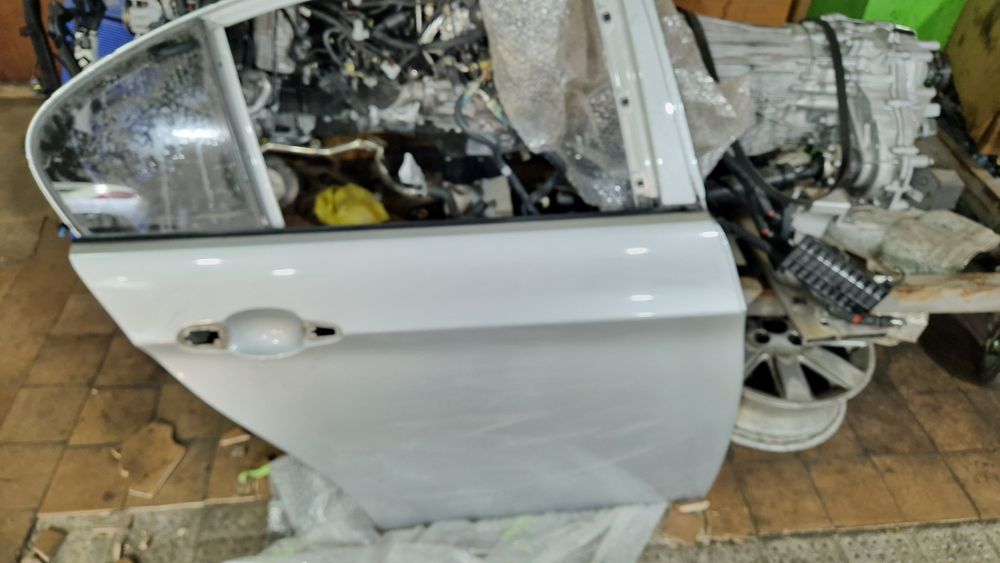 Дверь бмв е90 задняя правая