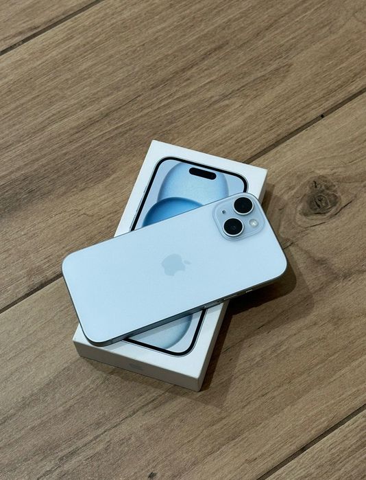 iPhone 15 128GB