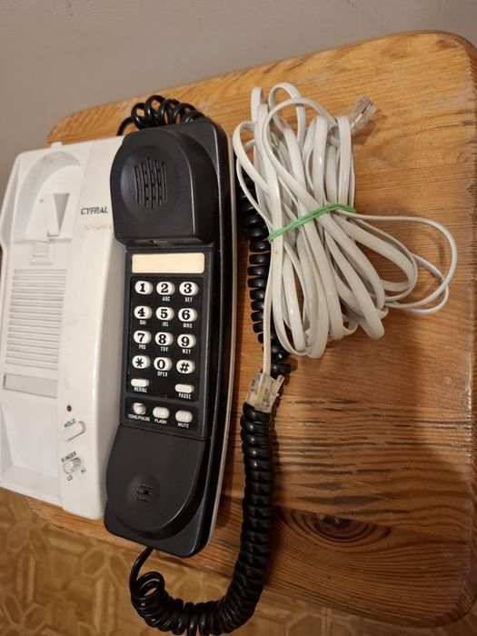 Aparat telefoniczny cyfral c-900