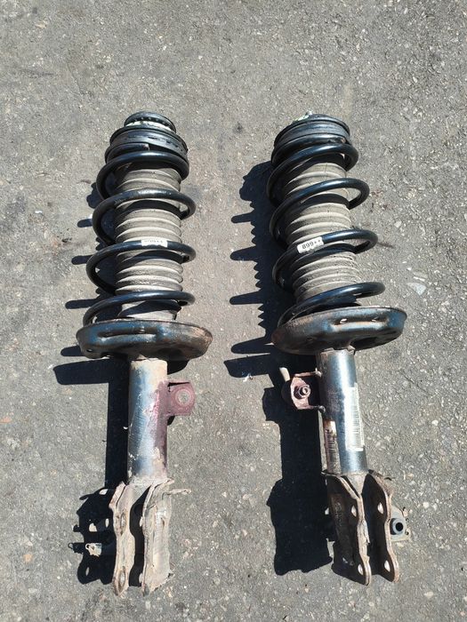 Fiat Grandę Punto amortyzatory McPhersony przód 1.4 8V