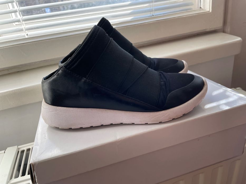 Кросівки Steve Madden оригінал з відкритою пʼятою чорні кеди