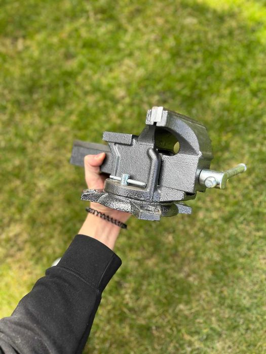 Imadło 125mm warsztatowe obrotowe z kowadłem NOWE