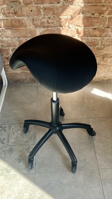 Gabbiano taboret fryzjerski D032 hoker