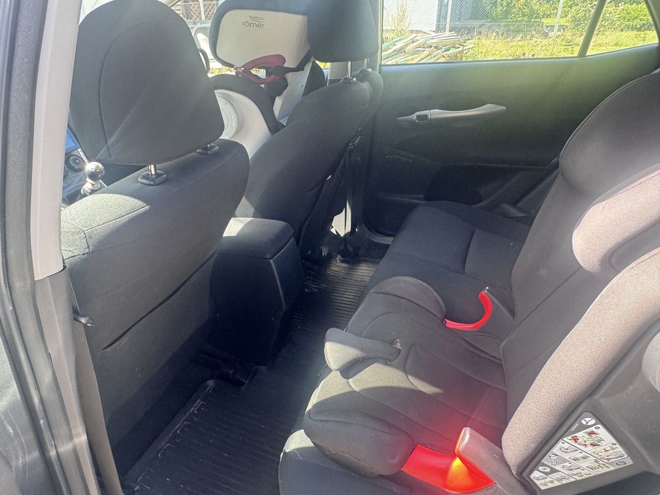 Toyota Auris 1.4 D4D bez DPF