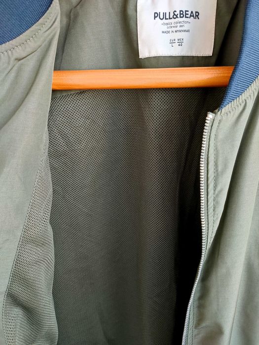 Бомбер, куртка Pull&Bear