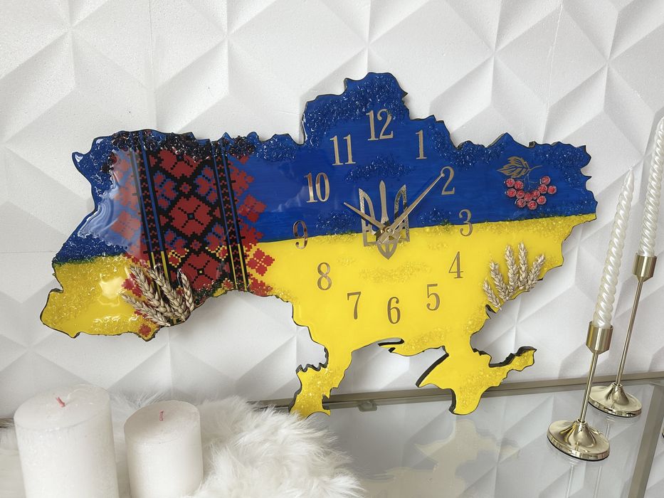 Годинник Україна з епоксидної смоли