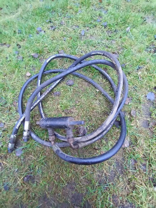 Продам гідроциліндр