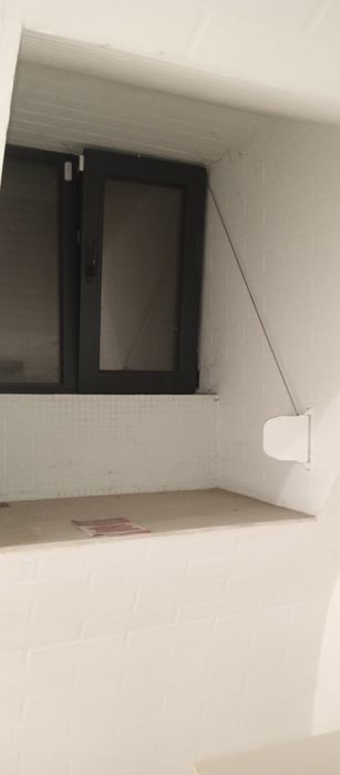 Продаю комерційне фасадне приміщення 95 м2   під офіс, салон краси, ма