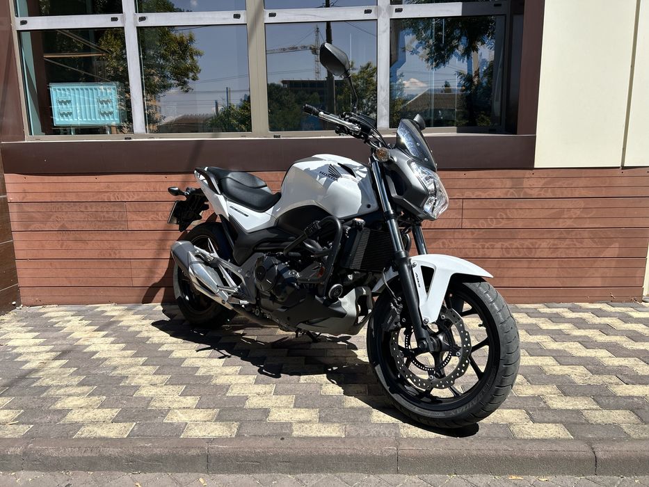 Мотоцикл Honda NC750 S 2016 рік