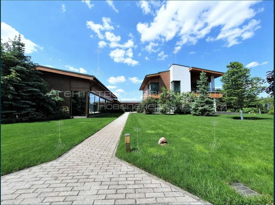 Продажа шикарного дома 500м2 в Крюковщине