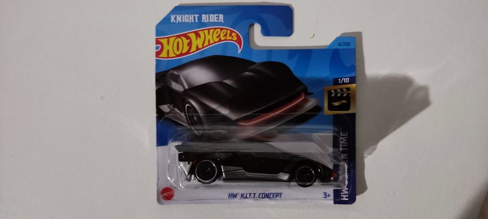 Hot wheels em cartela