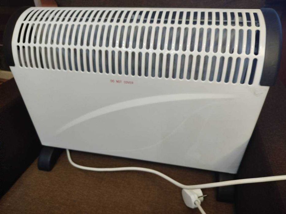 grzejniki konwektorowe z termostatem 750/1250/2000W