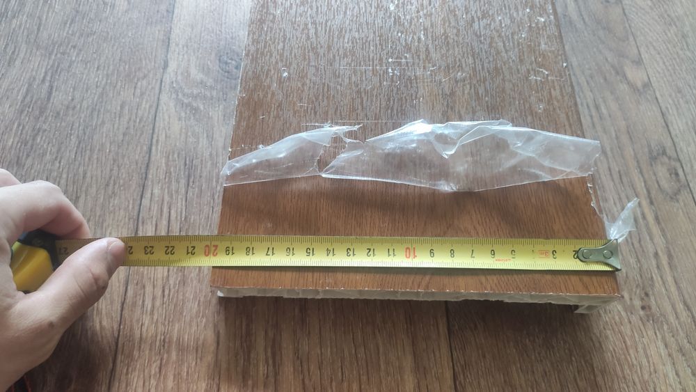 Подоконник коричневый 200х3000мм