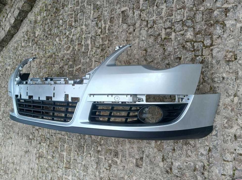 Zderzak Przód Przedni Volkswagen Passat B6 VW LA7W