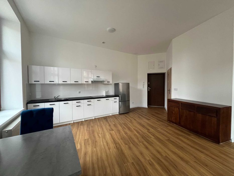 60 m² w samym centrum Bytomia! Bez prowizji • Bez depozytu • Ogrzewanie w cenie •