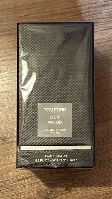 Tom Ford Oud Wood eau de parfum 250 ml edp Warszawa Ochota • OLX.pl