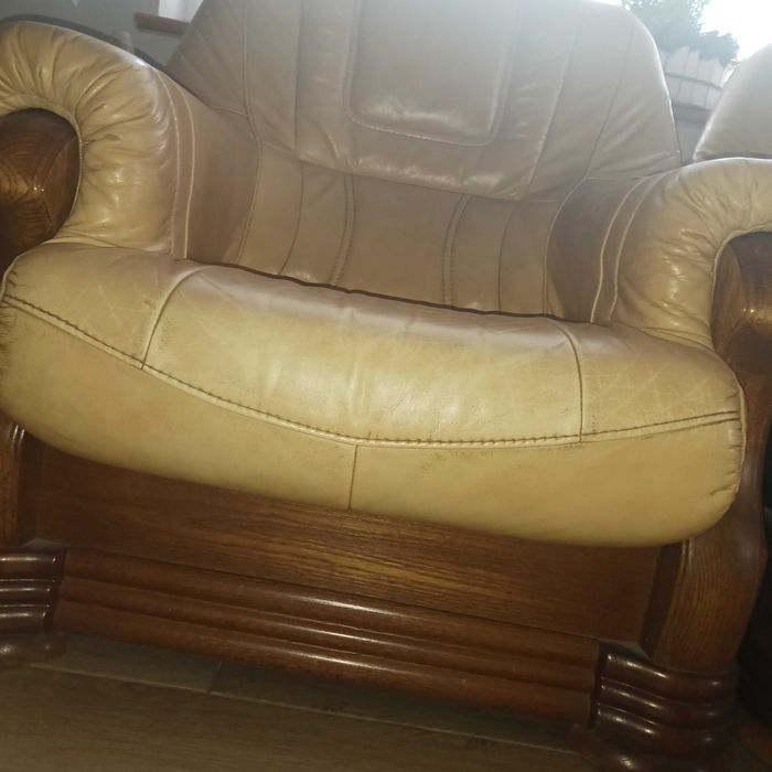 komplet wypoczynkowy /2 fotele plus kanapa/ dąb skóra