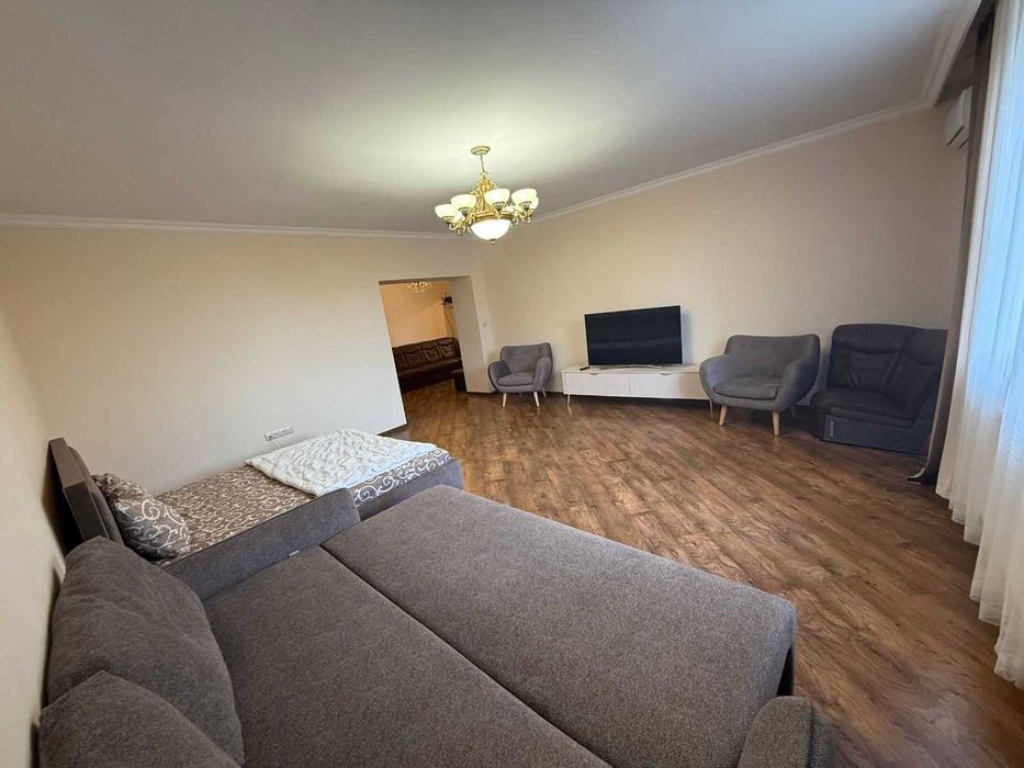 Аквапарк,,Карпатія,,200м, затишні апартаменти  в парковій зоні.центр