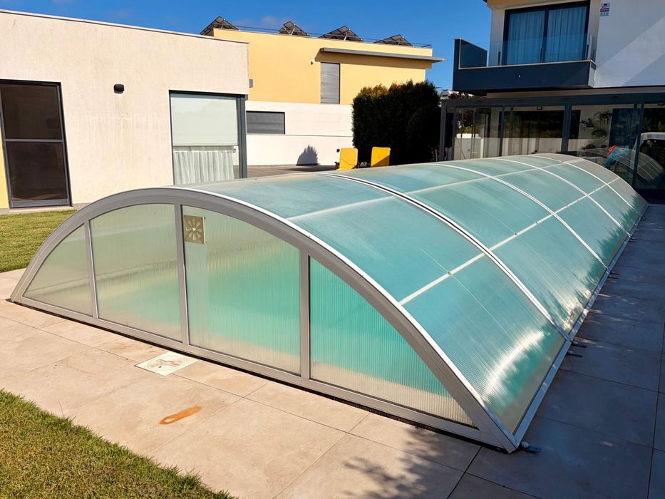 Cobertura piscina com disponibilidade imediata