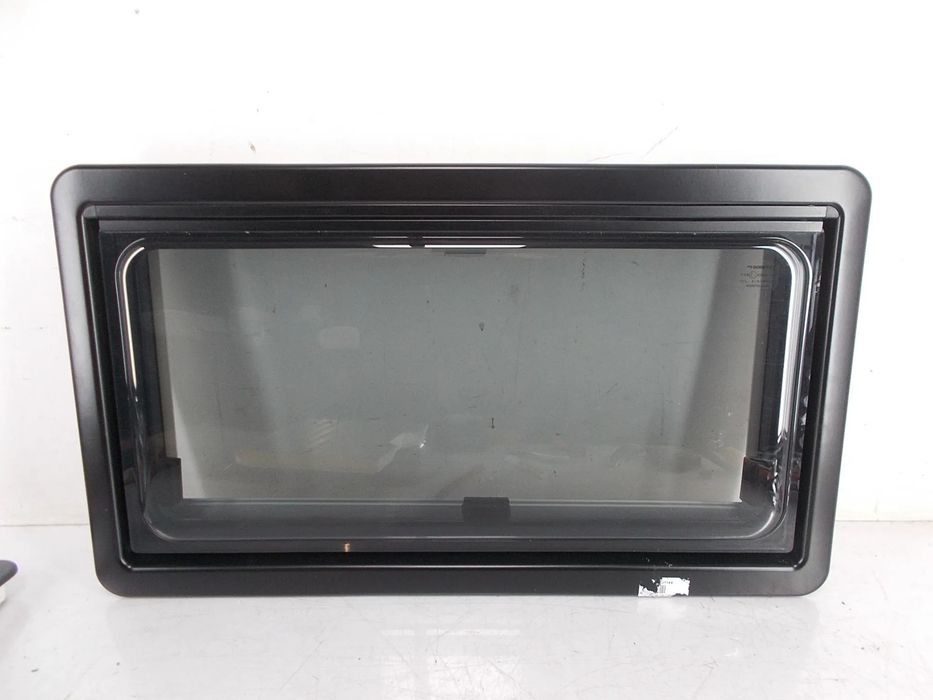 Okno kamper szyba DOMETIC S4 Seitz 70x40 700x400