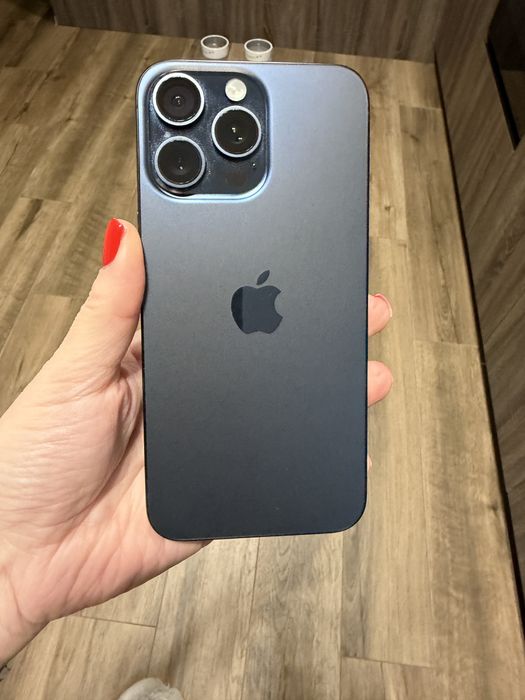 iPhone 15 Pro Max 256 GB (Blue Titanium, eSIM)