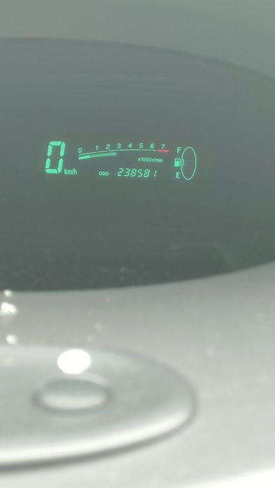 Vendo Toyota Yaris acidentado