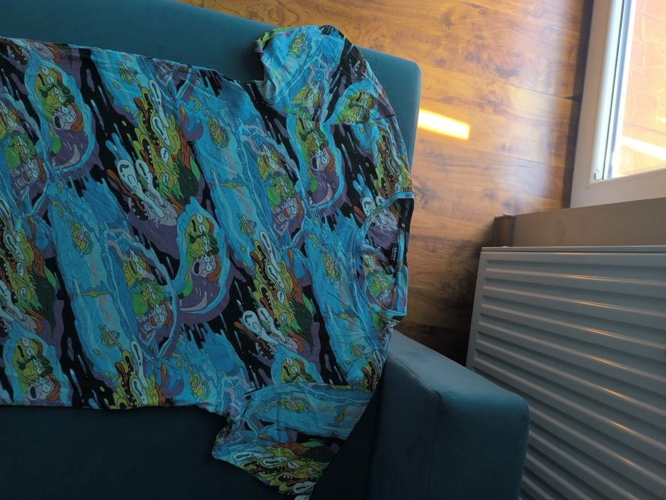 T-shirt męski z motywem anime rozmiar M