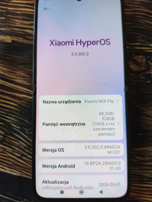 Smartfon Xaomi mix flip + ładowarka i słuchawki