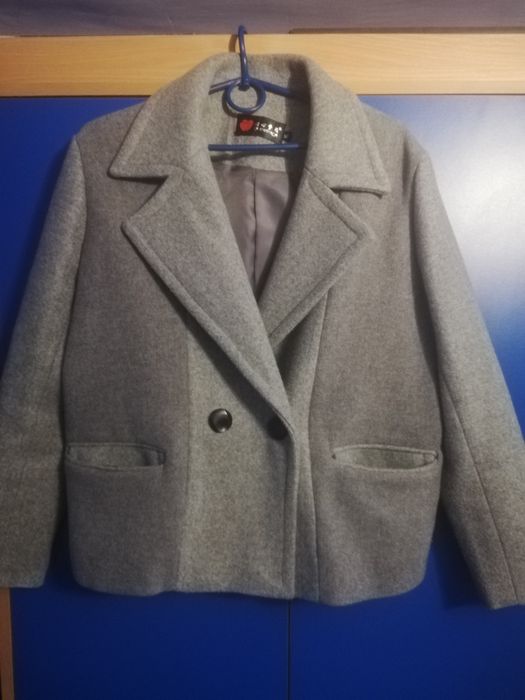 Вкорочене пальто куртка