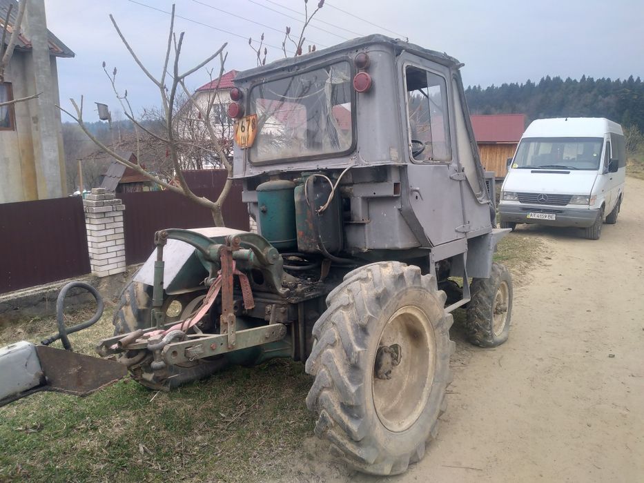 Продам трактор т