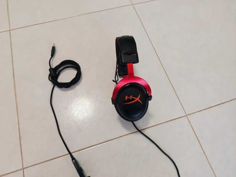 Headset Gaming HyperX Cloud II Red + Placa Som USB 7.1 + Caixa